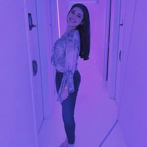 Meet your Posher, Hailey